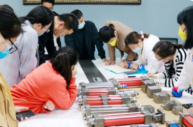Hydraulic Cylinder Training