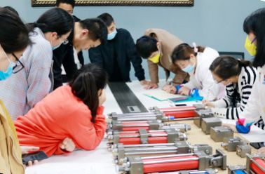 Hydraulic Cylinder Training